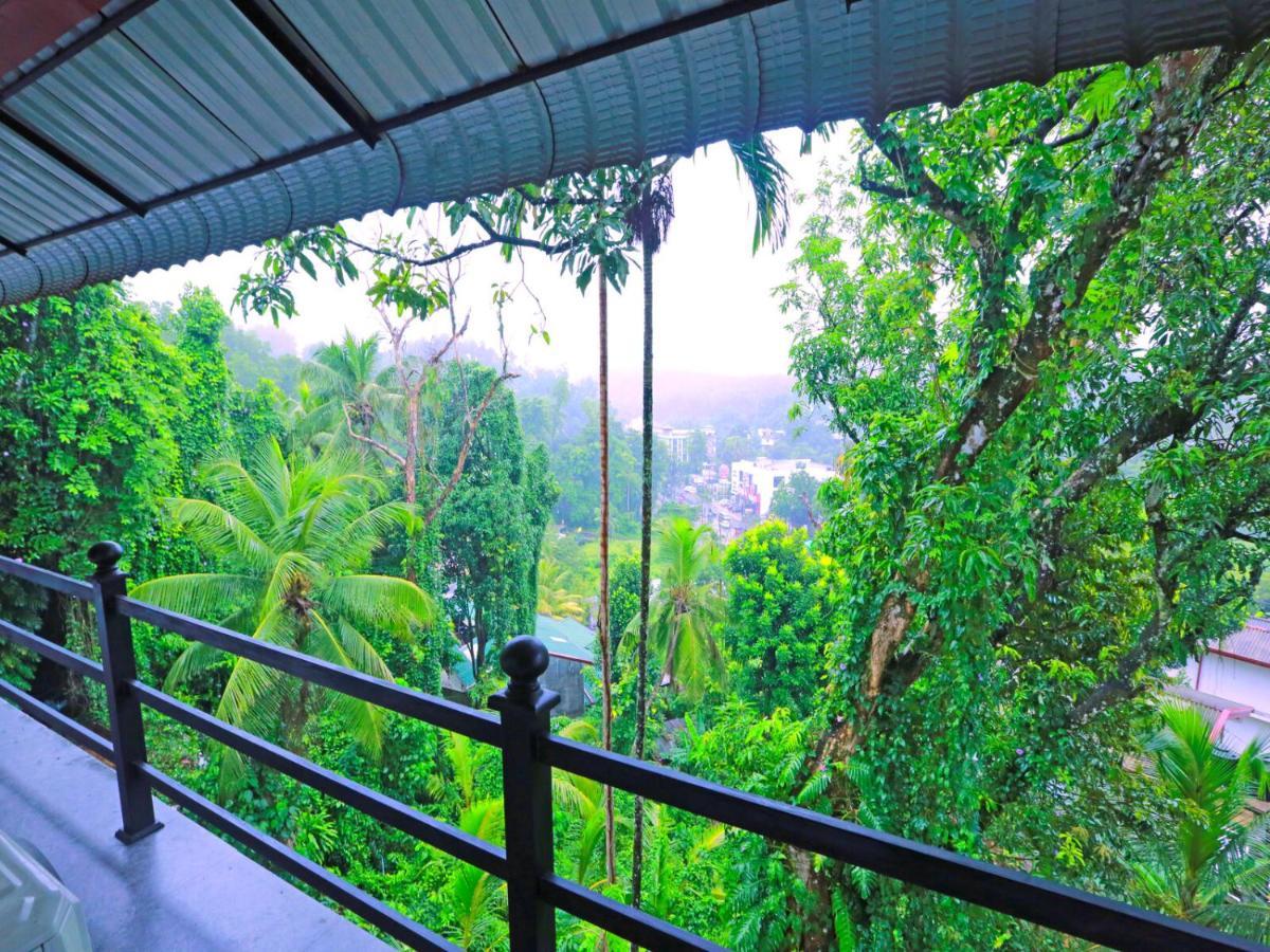 Centauria Hill Resort Ratnapura Exterior photo